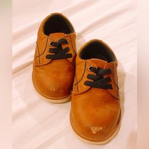 Dress shoes
